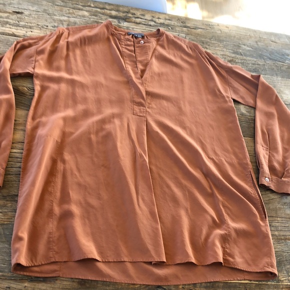 Vince Tops - Vince Silk Tunic Blouse M L